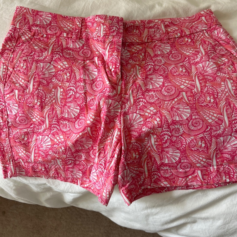 Vineyard vines shorts